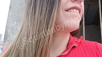 Vahşi Bir Latin Kadınla Halka Açık Bir Solo Seans