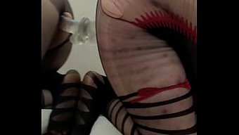 Aynada Dildo Oyununa Dalmak (Bölüm 2)