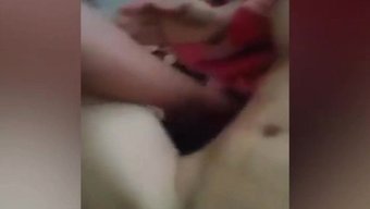 Avrupalı Bir Erkek, Ateşli Bir Türk Sireniyle Sıcak Bir Seansın Tadını Çıkarıyor