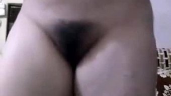 18 Yaşındaki Arap Kız, Duygusal Bir Sabah Sikişi Alıyor