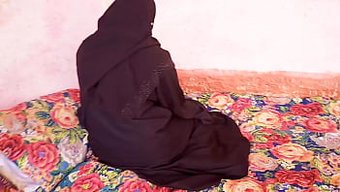 Köy Bebeği Sert Seks Kasetinde Vahşileşiyor