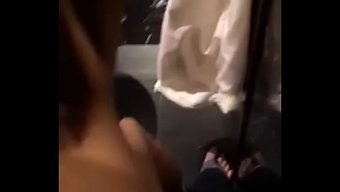 Muhteşem Bir Videoda Güzel Eşin Gerçek Seksi.