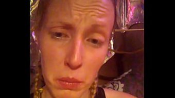 Yoğun Bir Çift, 2017 Videosunda Bdsm Ve Boynuzlamayı Keşfediyor