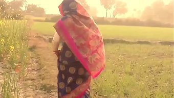 En Iyi Xxx - Acılı Köyler Bhabhi, Hintçe Sert Sekse Zorlanıyor.