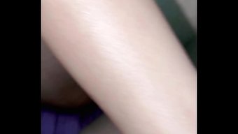 Üvey Annemle Babam Işteyken Küvette Sikişiyoruz.