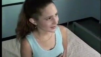 Muhteşem Latina Hastası Doktor Tarafından Güzelce Sikişiyor