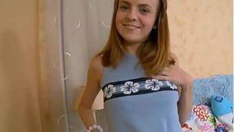 Ince Kadın Arkasını Açıyor Ve...