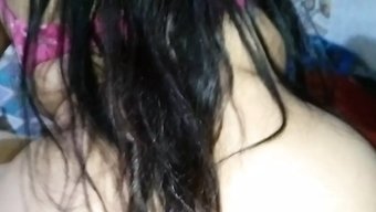 Hintli Karı Ev Yapımı Videoda Zevk Alıyor