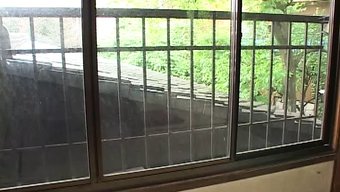 Olgun Ladyboy Ve Partnerinin Duygusal Buluşması