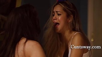 Vintage Lezbiyen Zevkiyle Fisting - Alina Lopez Ve Gia Paige