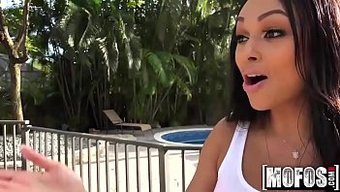 Ebony Güzelin Mofos.Com Ile Pov Anal Macerası