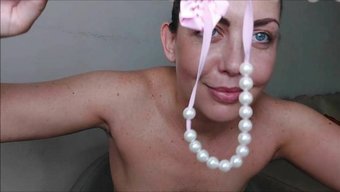 Külotlarımı Gösterip Kendimi Tatmin Ederken Izleyin