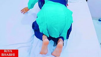 Üvey Abinin Merakı Üvey Kız Kardeşinin Mavi Pantolonuyla Ateşlenerek Ortaya Çıkarma Anı Yaşattı