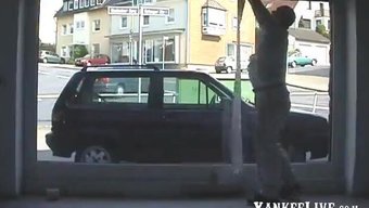 Amatör Alman, Diy Projesinde Zanaatkarla Bir Araya Geliyor