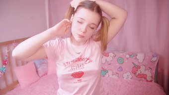 Üvey Babanın Küçük Minyon Bir Prensesle Yasak Buluşması.