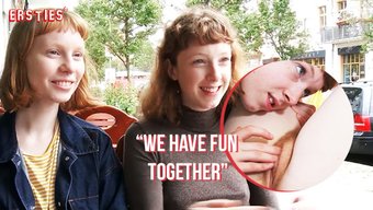 Gözleri Bağlı Arkadaş, Avustralyalı Bir Kızdan Samimi Ve Duygusal Bir Ilgi Alıyor.