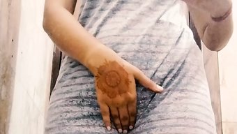 Sözümü Yerine Getirerek, Ria'Nın Kirli Hintçe Sesleriyle Dalga Geçeceğim