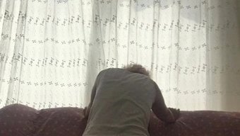 Azgın Puma, Cowgirl Pozisyonunda Beceriliyor