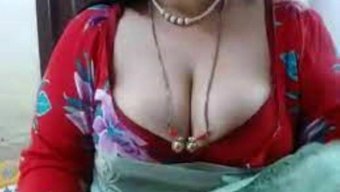 Asyalı Üvey Anne Oğluyla Oral Zevk Veriyor Ve Yoğun Seks Yapıyor