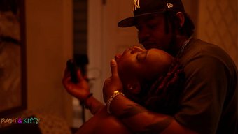 Kittylove'In Tokatlama, Yüz Sikme Ve Sert Seksle Dolu Vahşi Yolculuğu.