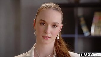 Anal Tutkunu Hazel, Yaramaz Bir Adamın Cazibesine Yenik Düşüyor