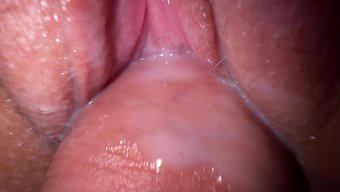 Üvey Kız Kardeşimin Amına Boşaldım