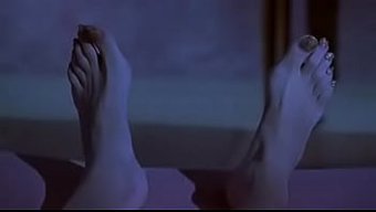 Azgın Hayalet, Xxx Videosunda Genç Bir Kızla Sert Seks Yapıyor