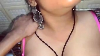 Sarışın Hizmetçi, Düğünden Sonra Sert Seksle Sürprizler Yapıyor