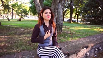 Kızıl Saçlı Milf, Ev Yapımı Bir Videoda Chachi Tarafından Anal Olarak Beceriliyor