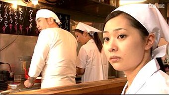 Japon Hentai'De Olgun Kadın Bdsm'Ye Boyun Eğiyor