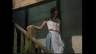 Ispanyol Hardcore Videosunda Milf Sert Yüz Sikişi Ve Yüzüne Boşalma Alıyor