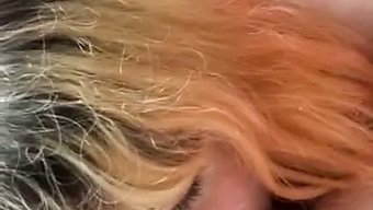 Büyük Göğüslü Iki Kıvrımlı Shemale Oral Seks Yapıyor