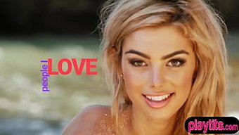 Kusursuz Genç Bayanlarla Duygusal Bir Buluşmanın Tadını Çıkarın