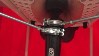 Gözleri Bağlı Kadın Antrenman Seansında Orgazm Yaşıyor