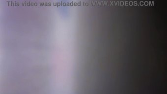 Üvey Babanın 18 Yaşındaki Genç Üvey Kızına Ve Onun Oyuncak Ayı Temalı Pantolonuna Olan Yasak Aşkı.