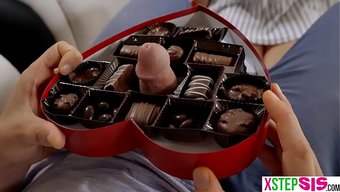 Guy, Sevgililer Günü'Nde Üvey Kız Kardeşi Elsa Jean'I Çekmeye Çalıştı, Ama Ilgilenmedi.