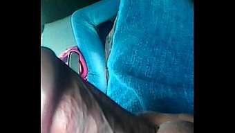 Tek Başına Busboy Mastürbasyon Seansı