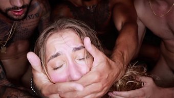 Lil Phillips Için Ilk Kez Anal Ve Fışkırtma; Vahşi Ve Yoğun Bir Sahne.