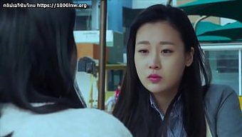 Kadınların Arzularını Keşfettikleri Erotik Sahneler