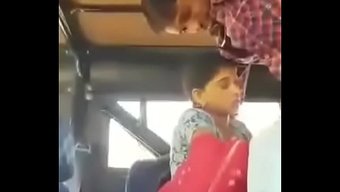 Kuzey Hindistanlı Evli Teyze, Andy Ol Tarafından Sikerken