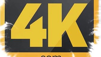 Bir Kadın, Borcu Karşılığında Eşya Toplayan Bir Adamı, Atlanabilir Bir Girişle Yüksek Kaliteli 4k Videoda Kontrol Altına Alıyor