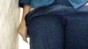 Genç Spor Hocası Ev Yapımı Bir Videoda Cinselliğini Keşfediyor