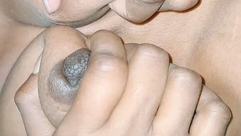 Hintli Kızın Özel Videosu, Erkek Arkadaşıyla Sohbet Sırasında Sızdırıldı