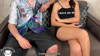 Üvey Kız Kardeş, Abisini Sadece Amını Okşadığı Için Affediyor.