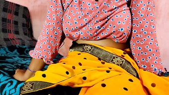 Büyük Popolu Hint Bhabhi, Tek Başına Videoda Orgazm Olmak Için Kendini Tatmin Ediyor