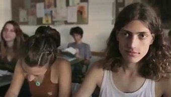 Eğitimci Samimi Video Kaydına Katılıyor