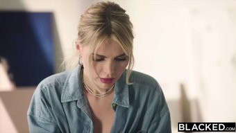 Lika, Sadakatsiz Kocasını Duygusal Sm Hakimiyetiyle Cezalandırıyor