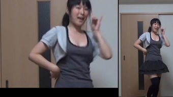 Sallanan Bir Seans Sırasında Göğüslerin Sallanması