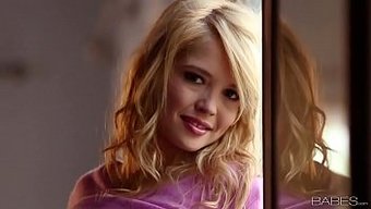 Tiffany Fox'Un Dik Göğüsleri Ve Amatör Cazibesi Hd'De