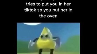 Endişelerinizi Vurgulamak Yerine, Rahatlayın Ve Bu Komik Memelerin Tadını Çıkarın